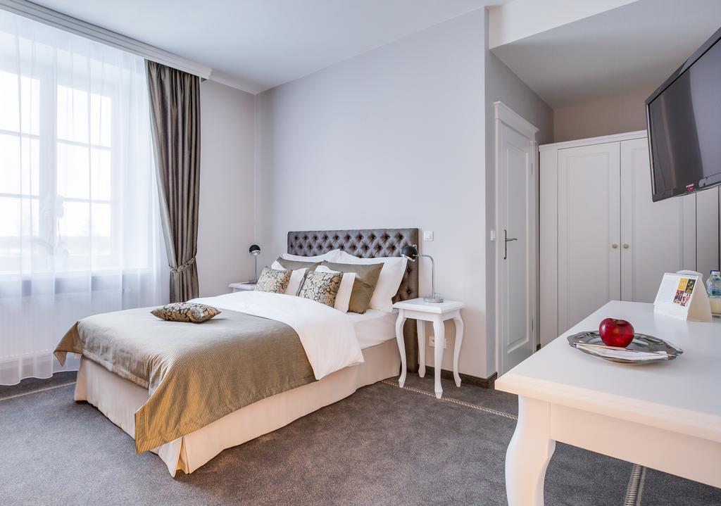 Talaria Resort&Spa Trojanow Exterior photo